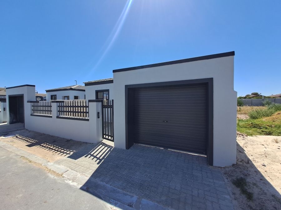 3 Bedroom Property for Sale in Silwood Heights Western Cape